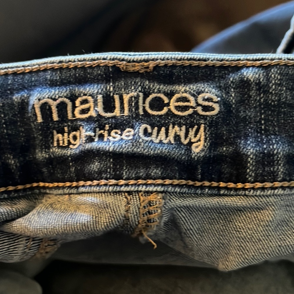 Maurice’s high-rise curvy jeans. Barely worn. No holes